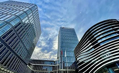 สุขสันต์วันเด็ก